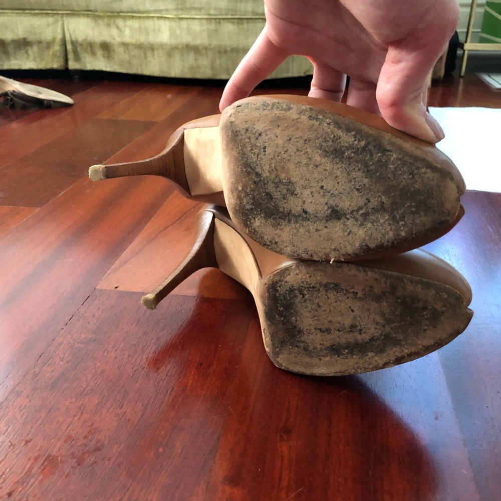 Stuart Weitzman Pump - image 5